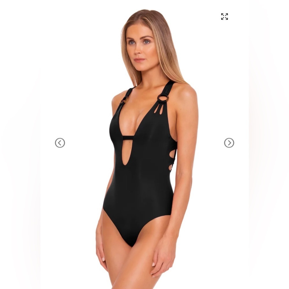 Becca Swimwear Color Code Rings Skylar Plunge One Piece Tank S/P Black NWOT